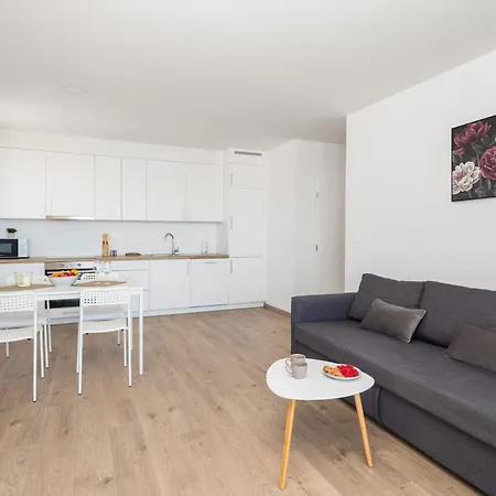 Il Mar - New With Garage Apartment Makarska